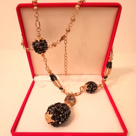 🎁 FREE GIFT INCLUDED 🎁 NWOT Beaded Onyx Necklace - Picture 9 of 15